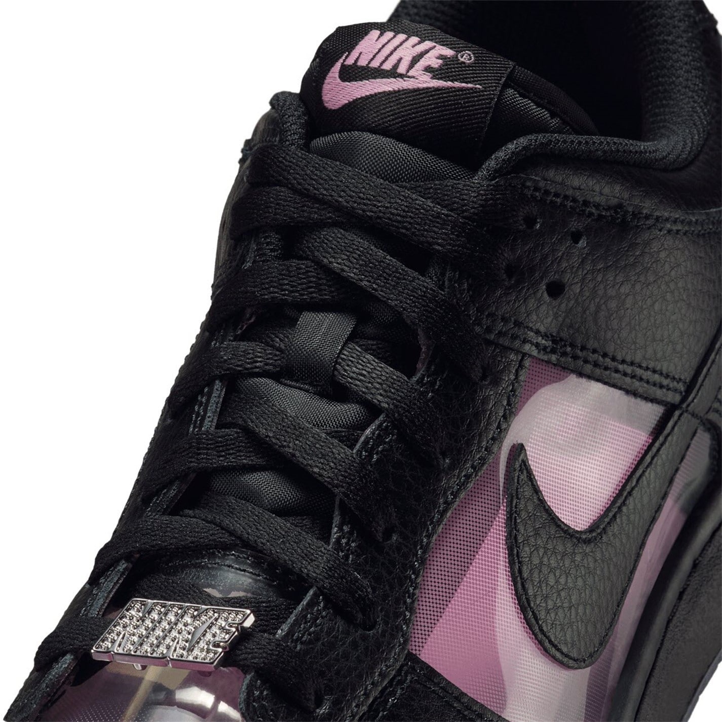 nike low rise trainers