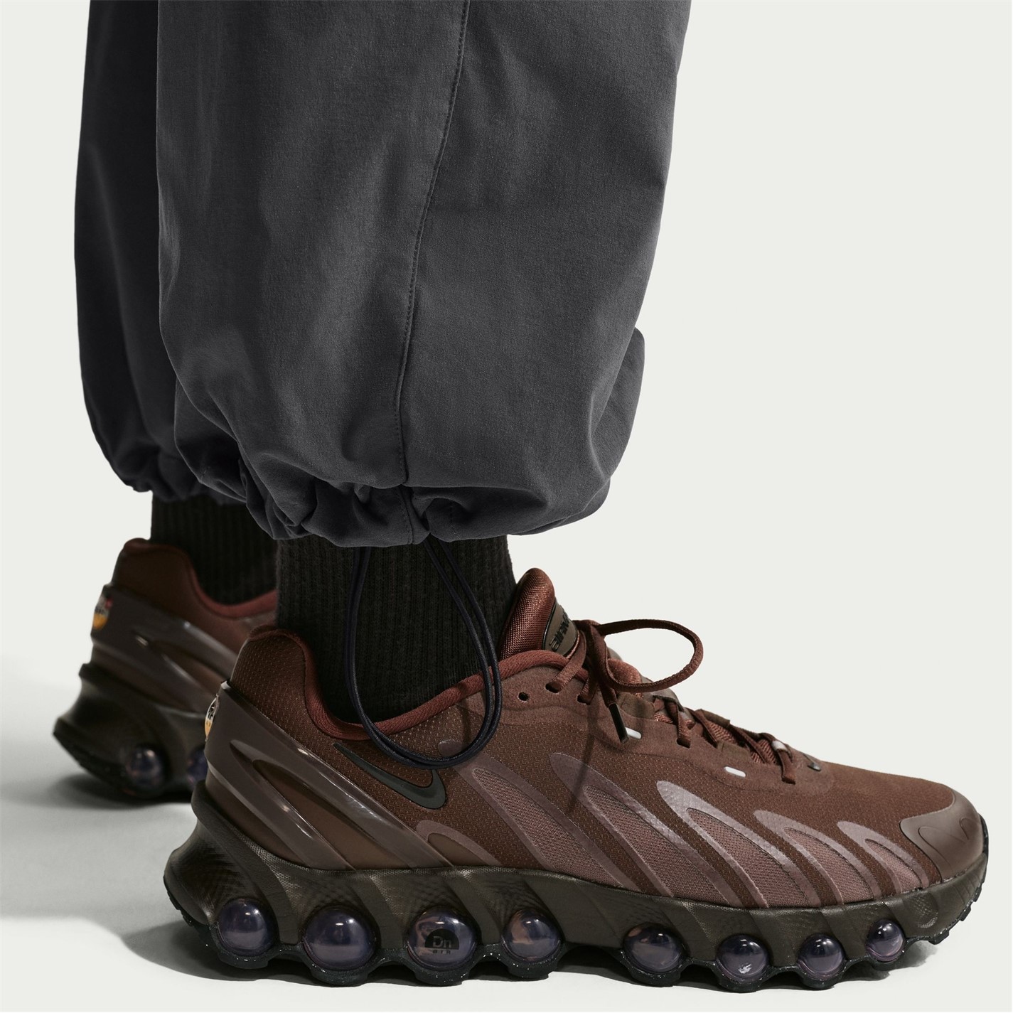 Sn64 NIKE | Nike Tech Pant Sn64 | Men | Closed Hem Poly Tracksuit Bottoms ...