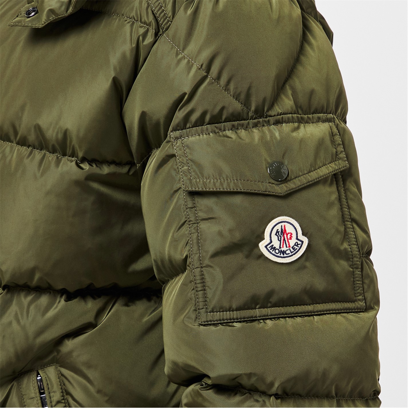 Moncler Maya Short Down Jacket K20911a53600539zd 825