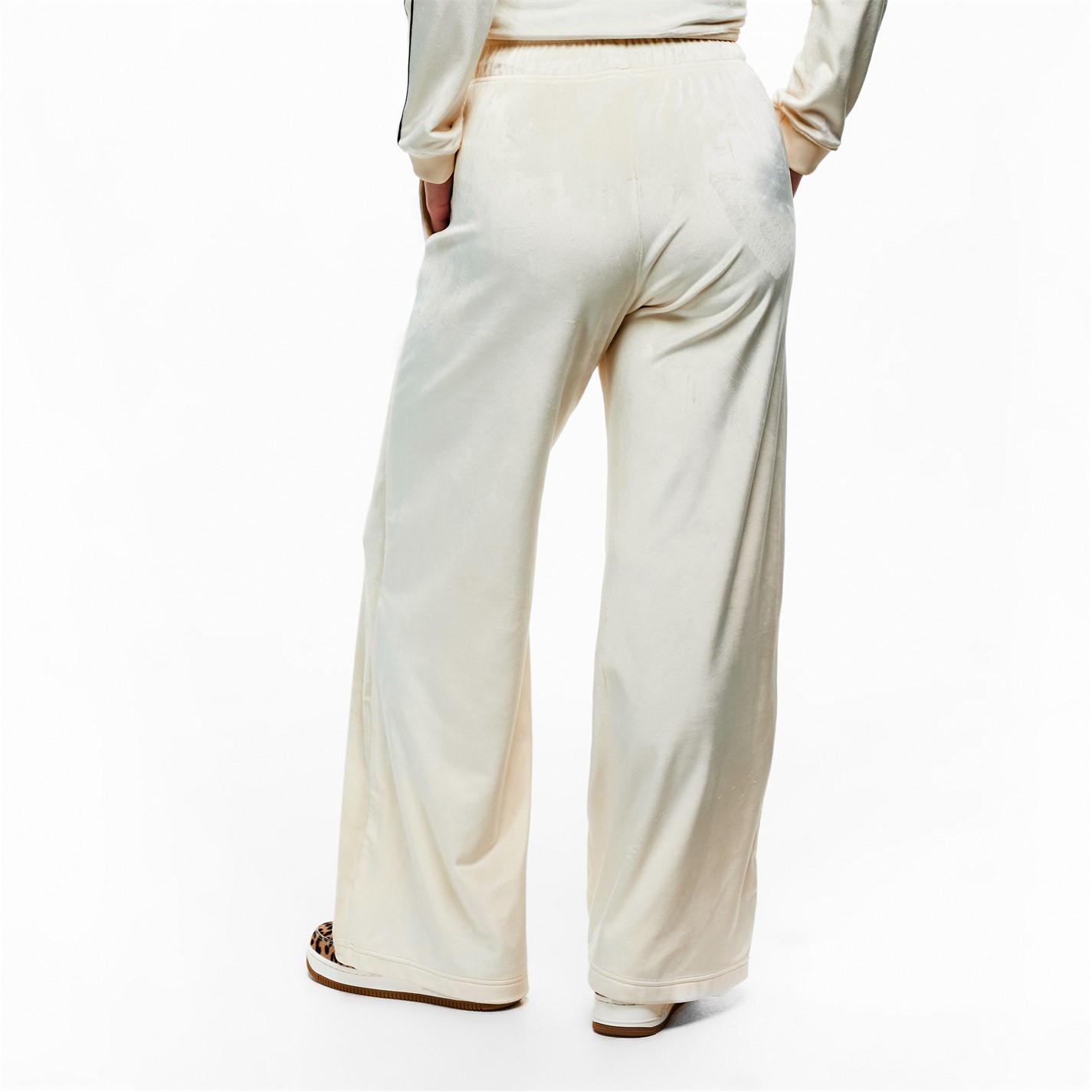 nike women's velour pants