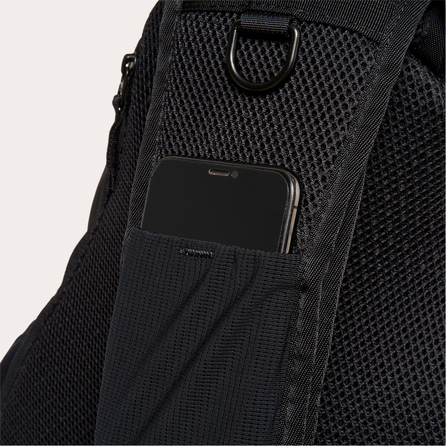 Oakley | Latitude Sling Cross Body Bag | Unisex | Black 02E