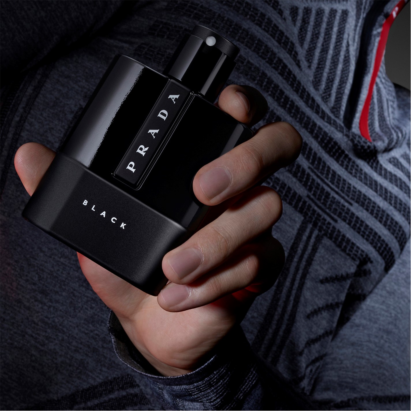Prada | Luna Rossa Black Eau de Parfum 50ml | Unisex | Rossa Black