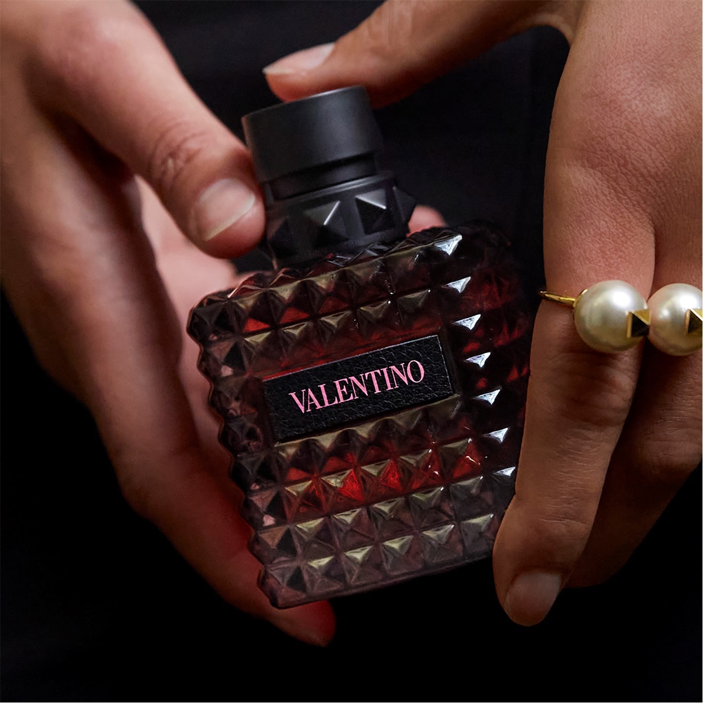 Valentino | Born in Roma Intense Donna Eau de Parfum | Women