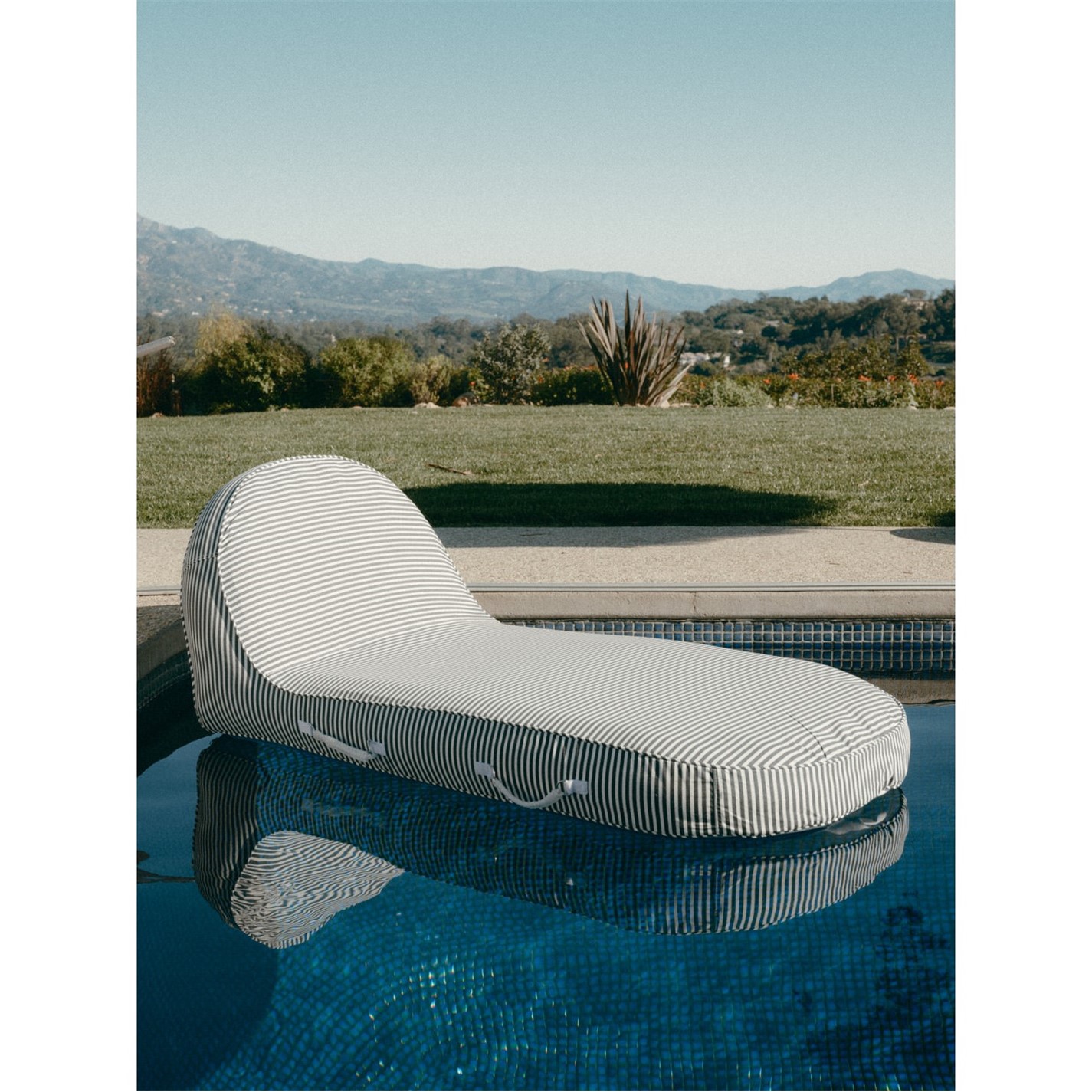 Business and Pleasure Co Lounger Navy Stripe Unisex Navy Stripe