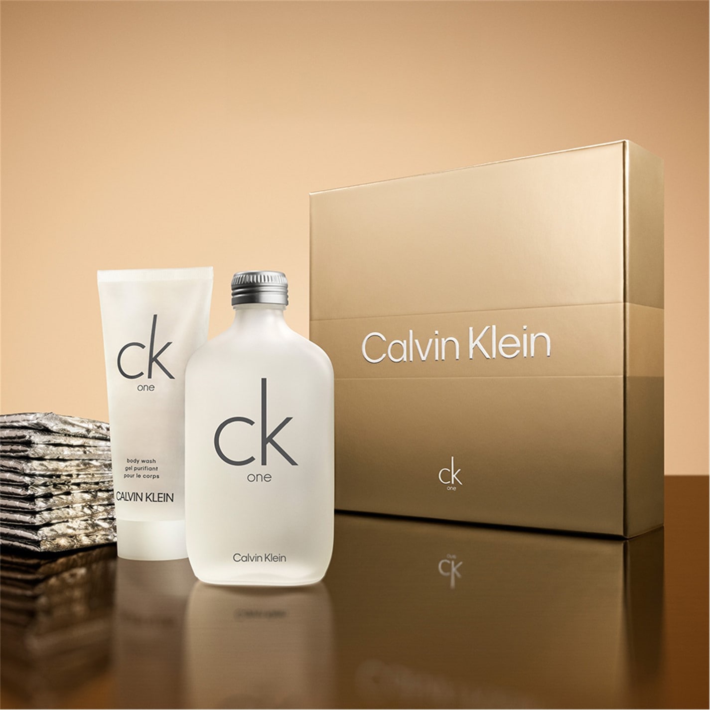 Calvin Klein | Ck One Essence Parfum Intense and Shower Gel Unisex