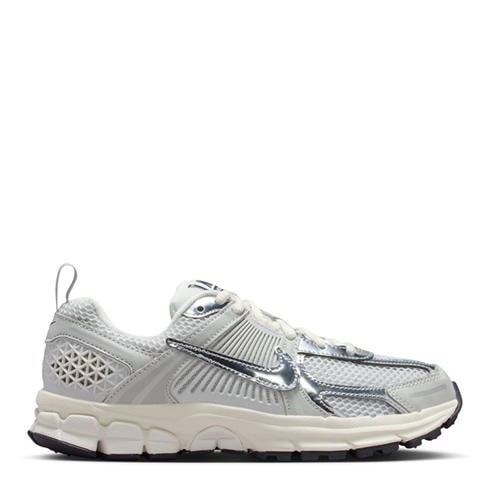NIKE - Nike Vomero 5 Jn64