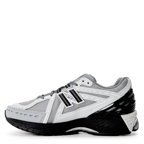 NEW BALANCE - 1906 Trainers