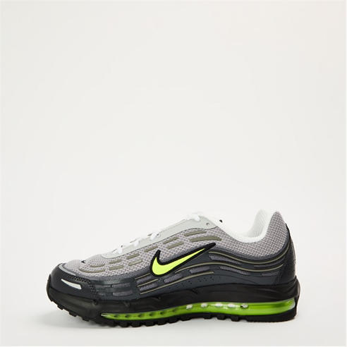 NIKE - Men's Trainers