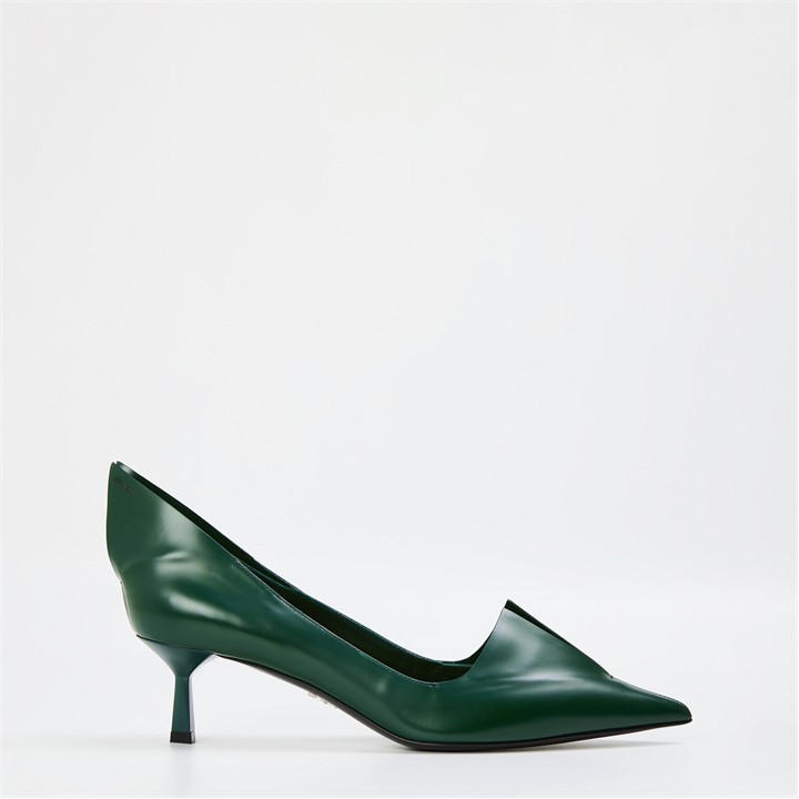 Prada Women's Green Pointy Courts Size 6