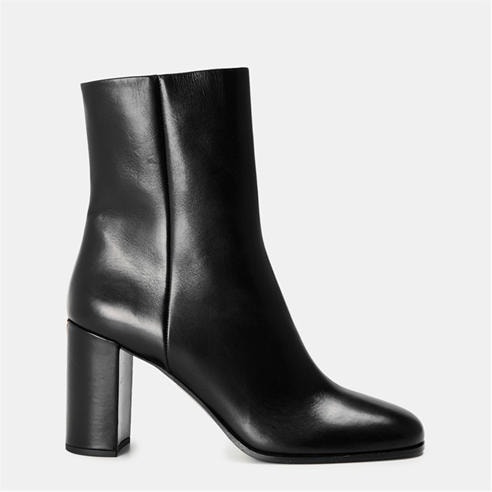 PRADA - Women's Heeled Ankle Boots