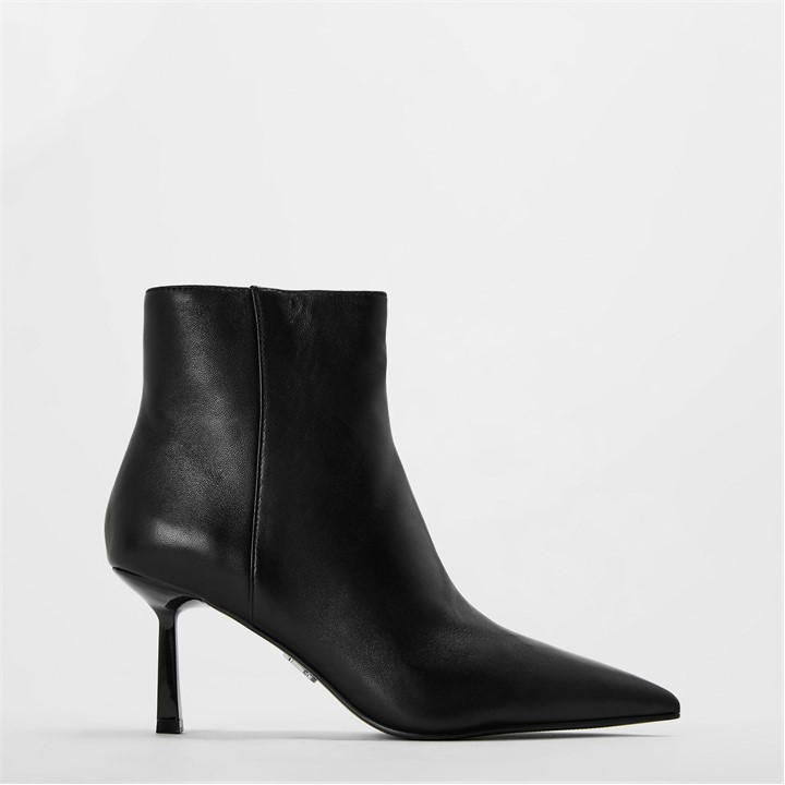 Steve Madden Women's Black Madden Sabine