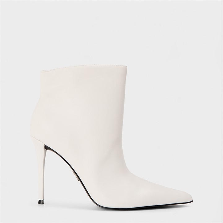 Steve Madden Women's White Madden Sentinel