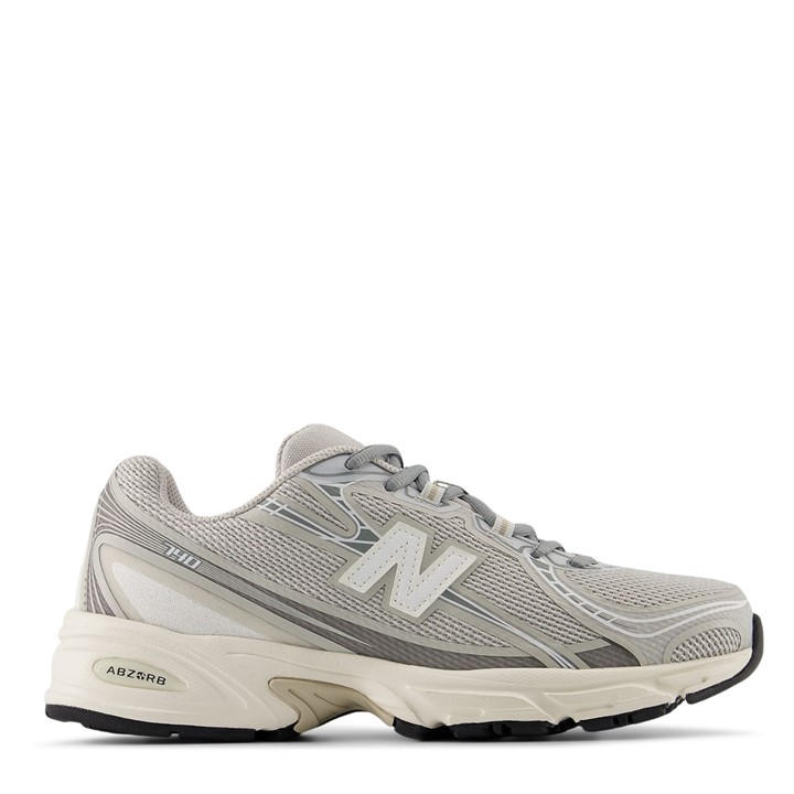 New Balance Women's Beige 740 Trainers
