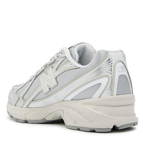 New Balance - Women's 740 Metallic Mesh Runners