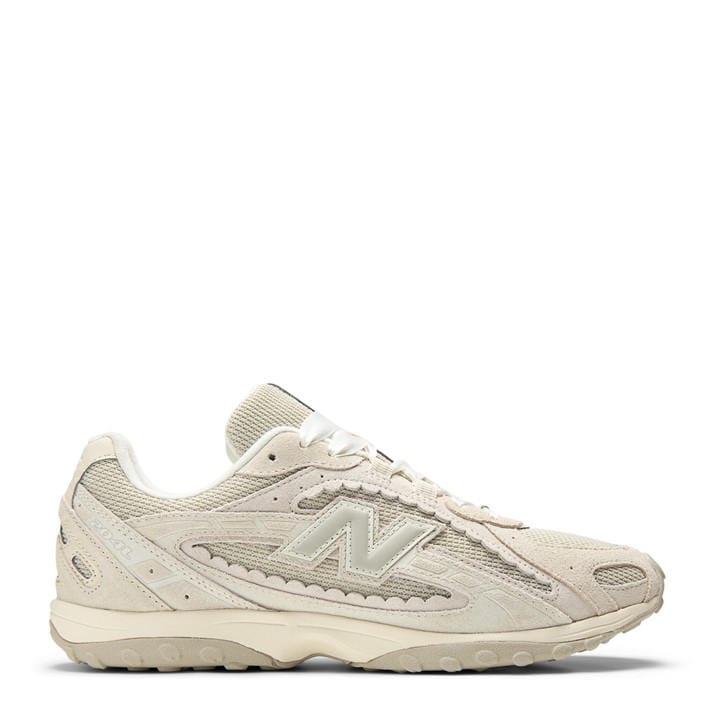 New Balance Women's Beige 204 Scallop