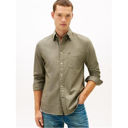 Tommy Hilfiger - Men's Bedford Long Sleeve Corduroy Shirt