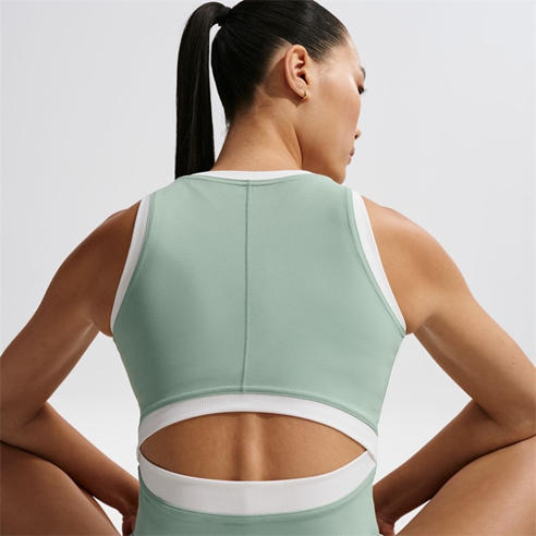 NIKE - Women's Performance Gym Vest