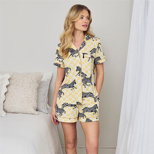 Chelsea Peers - Women's Shorts and Short-Sleeve Top Pyjama Set