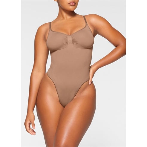 SKIMS - BS SEAMLSS SCLPT THNG BODYSUIT