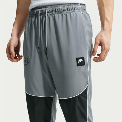 NIKE - Men's Closed Hem Tracksuit Joggers