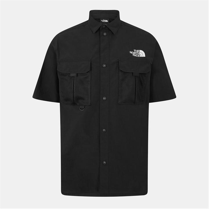THE NORTH FACE Men’s Short-Sleeve Plain Shirt – Black