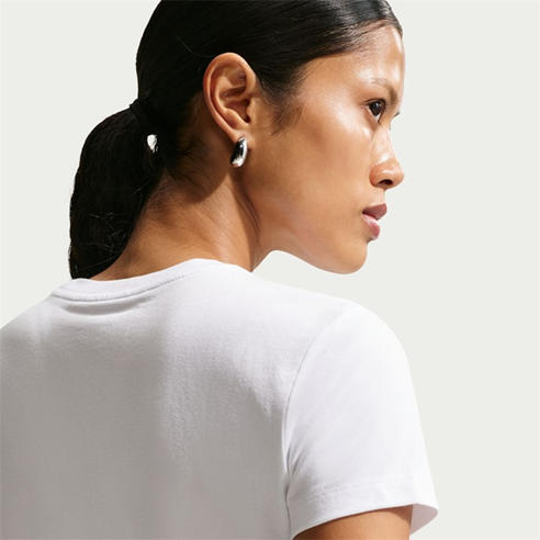 NIKE - Women's Chill Knit Cotton Crew-Neck Cropped T-Shirt