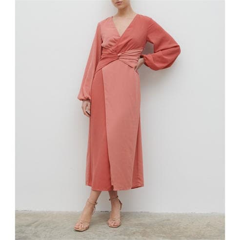 Pretty Lavish - Women's Friena Knot Contrast Long-Sleeve V-Neck Midaxi Dress
