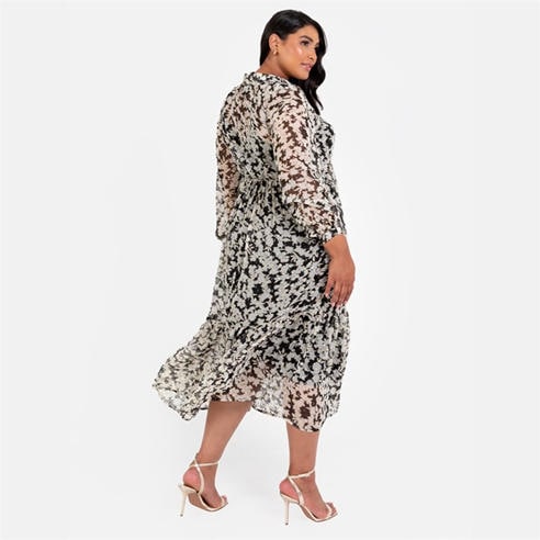 Lovedrobe - Lovedrobe Tiered Shirt Dress with Slip