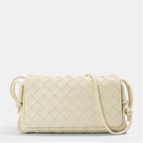 BOTTEGA VENETA - Women's BV Mini Bag