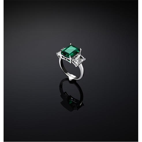 Chiara Ferragni - Women's Emerald Ring