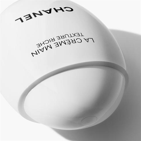 CHANEL - LA CRÈME MAIN TEXTURE RICHE Nourish - Protect - Illuminate