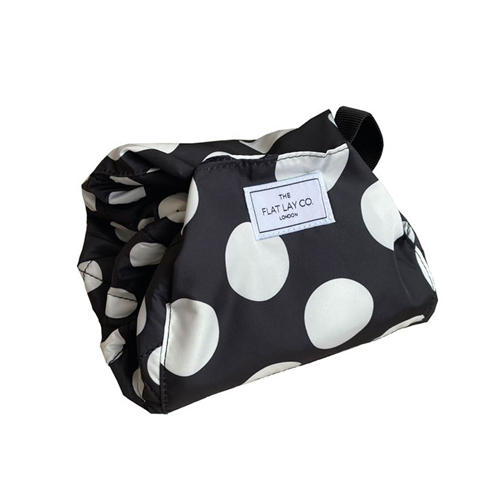 The Flat Lay Co. - Women's Full-Size Drawstring Makeup Bag
