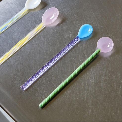 HAY - Twisted Glass Spoons - Set Of 2 - Turquoise/Light Pink