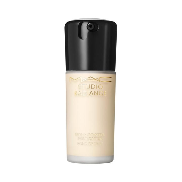 Mac  Studio Radiance Serum-Powered™ Foundation