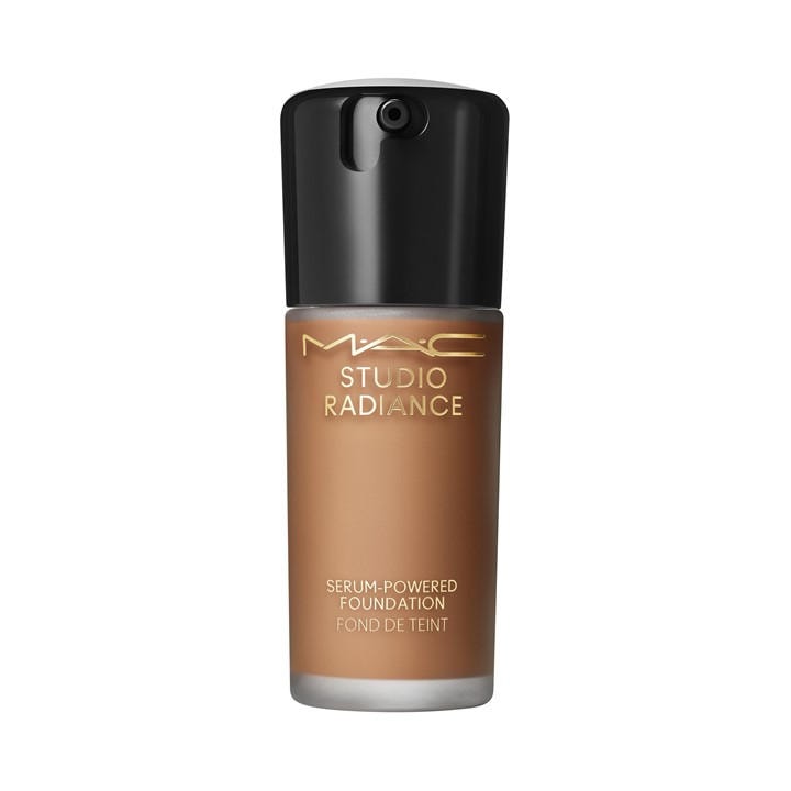 Mac  Studio Radiance Serum-Powered™ Foundation