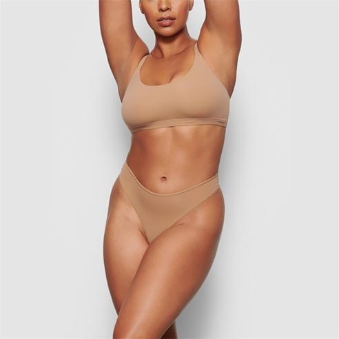 SKIMS - B FITS EVERYBODY SCOP BRALETTE