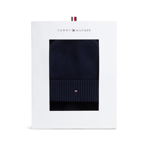 Tommy Hilfiger - Flag Logo Beanie and Scarf Gift Set